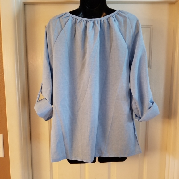 Top - Picture 2 of 3